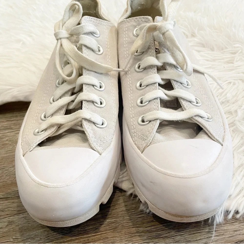 Converse All Star White Canvas Sneakers Chunky Sole 8.5